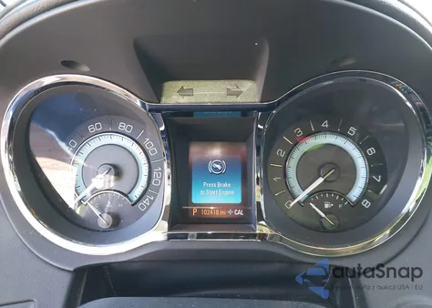 2013 Buick Lacrosse Touring Group z USA, uszkodzony, nr VIN 1G4GJ5E35DF227212